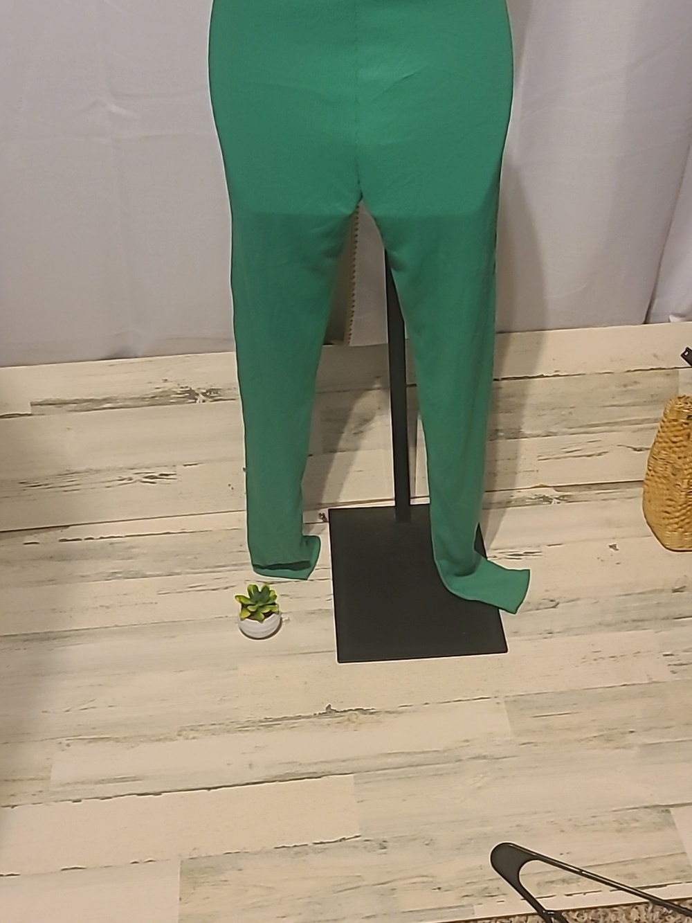 Pretty Little Thing jumpsuit Green Size 6 - Picture 5 of 6